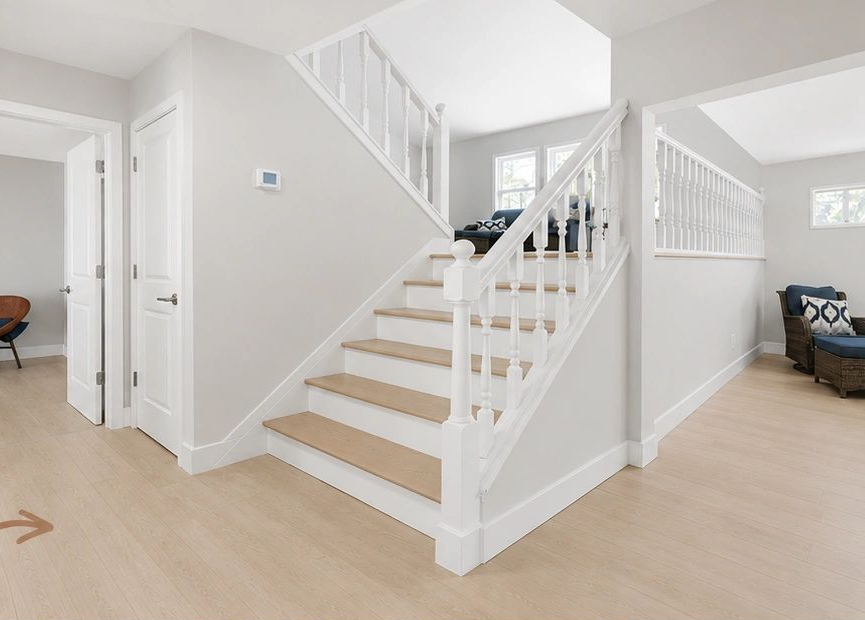 The staircase and upper living area after its transformation
