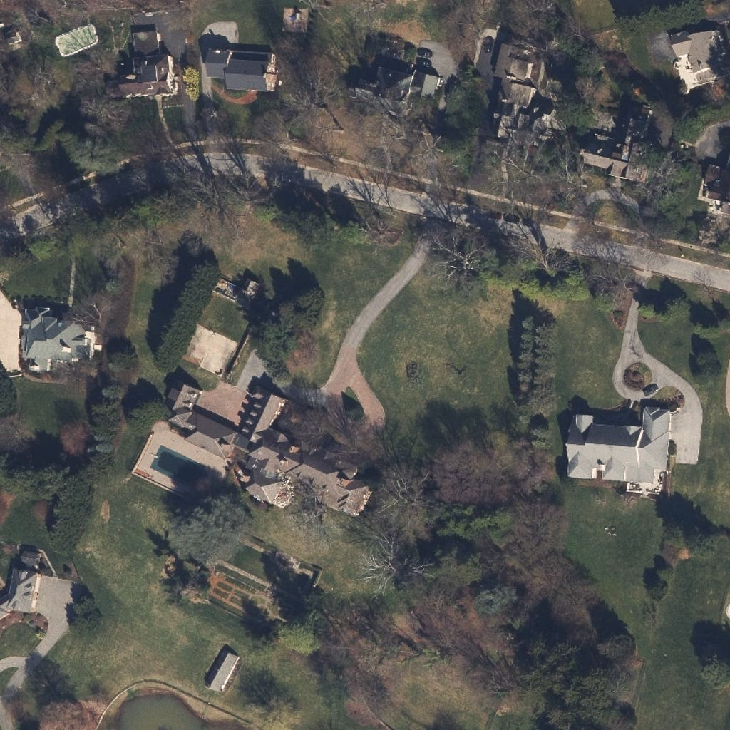 A street of houses in New Castle County from above